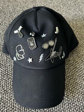 Karl Lagerfeld Women’s Hat with Silver Pin Accents